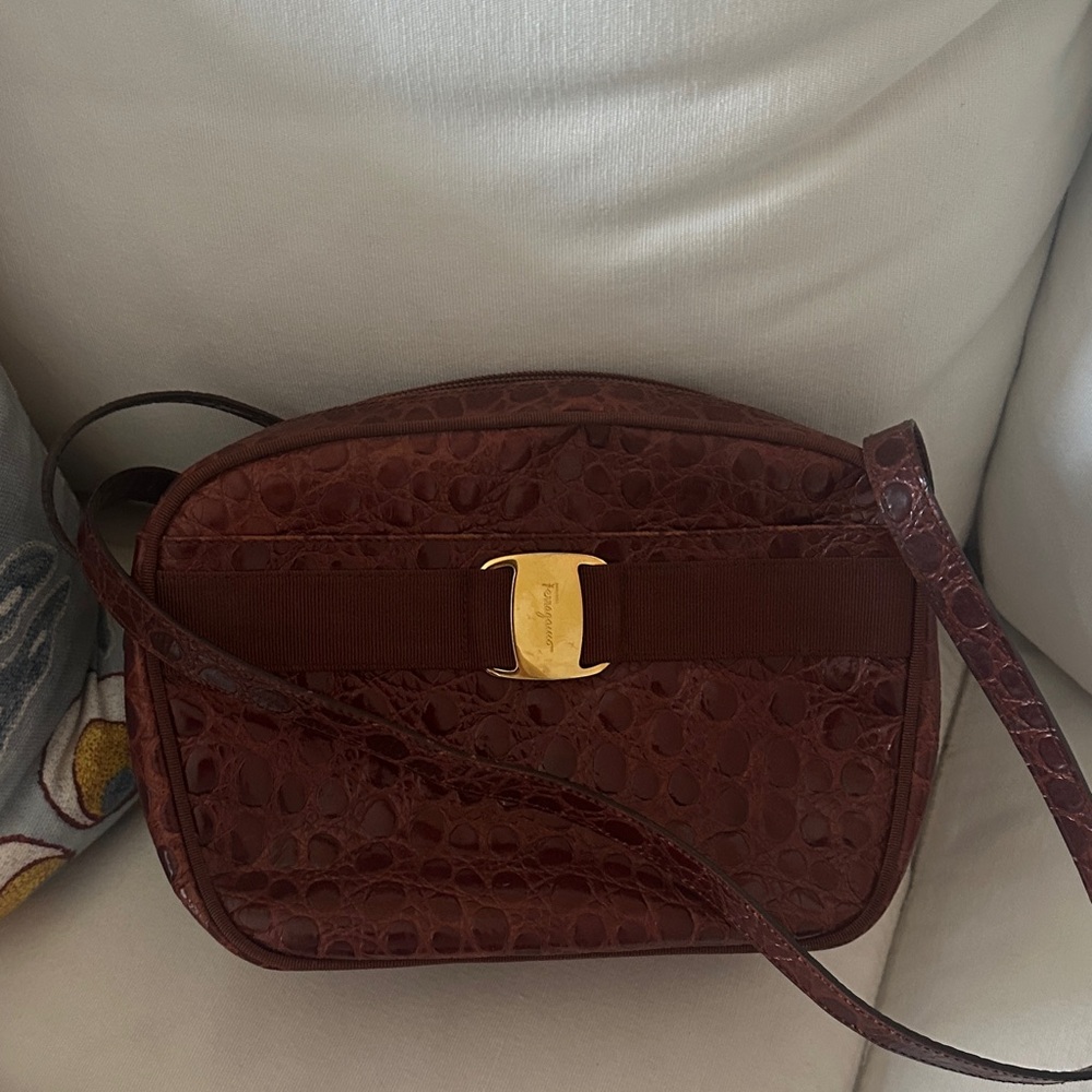 Vintage Ferragamo cross body bag